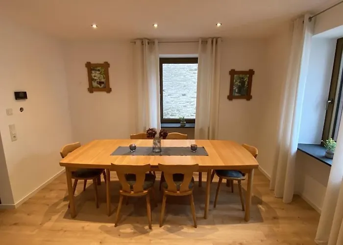 בית נופש With 4 And Terrace Osann-Monzel