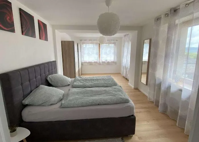 With 4 And Terrace Dom wakacyjny *