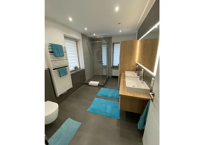 With 4 And Terrace בית נופש Osann-Monzel